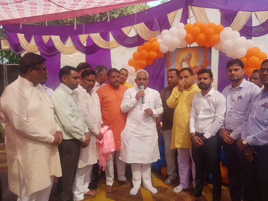 वाल्मीकि प्रकटोत्सव पर भव्य शोभायात्रा का आयोजन