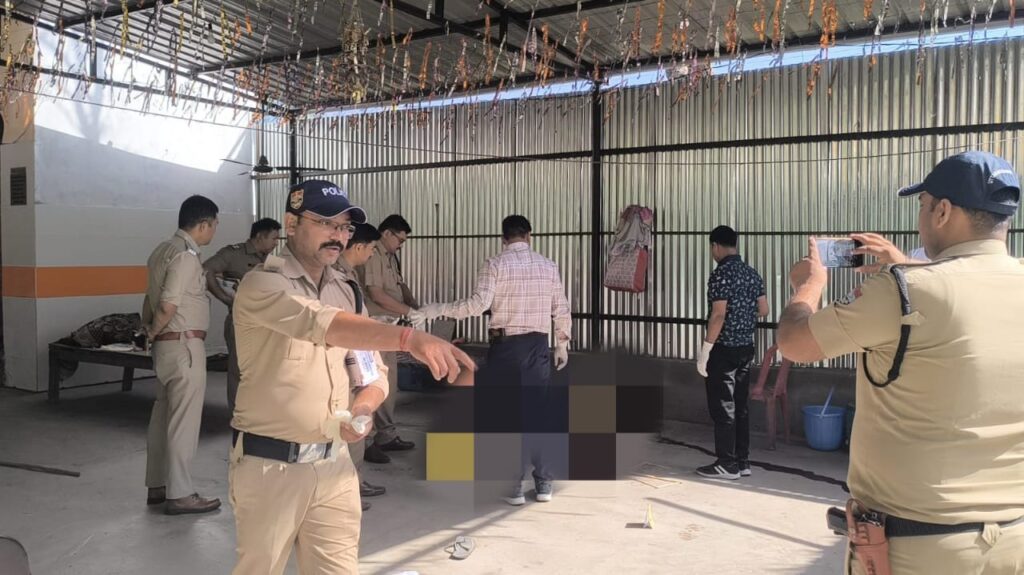 मंदिर के सेवादार की निर्मम हत्या, खून से लथपथ मिला शव